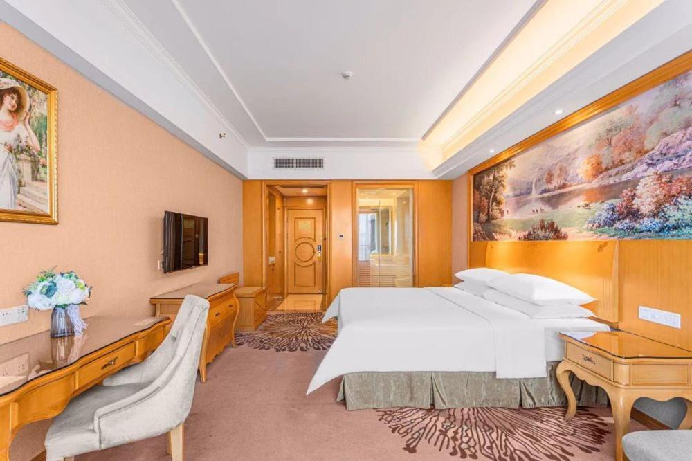 Vienna Hotel Foshan Airport Dış mekan fotoğraf