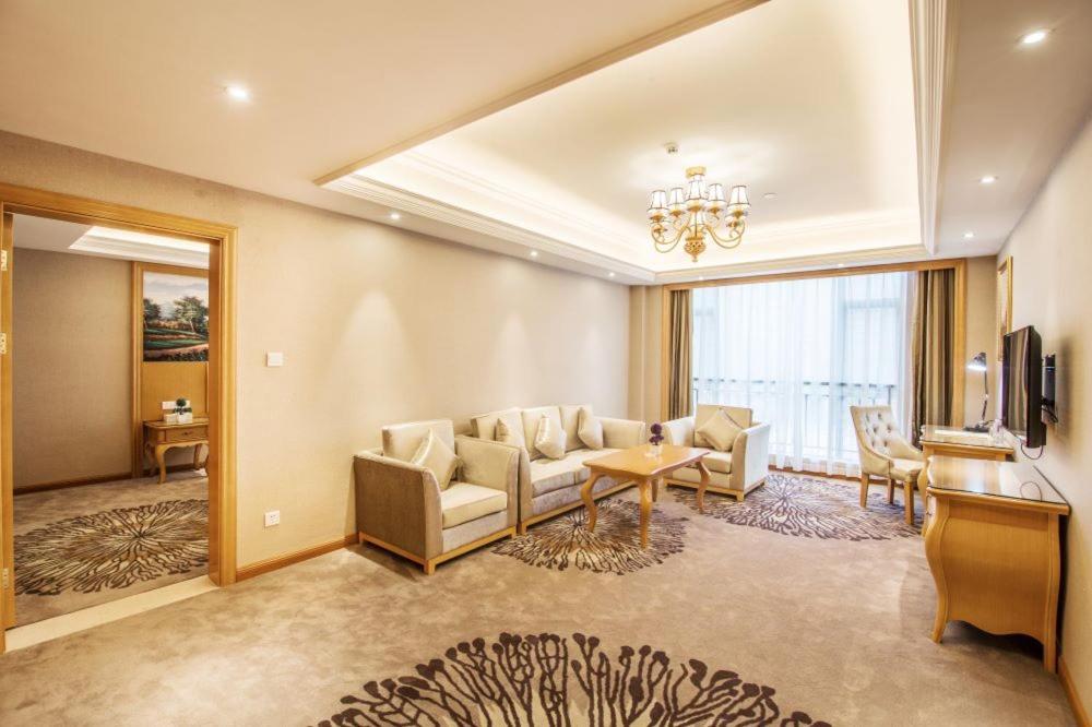 Vienna Hotel Foshan Airport Dış mekan fotoğraf